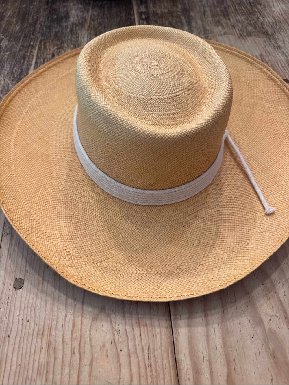 Artesano The Puglia Straw Hat with White Rope Band - Natural